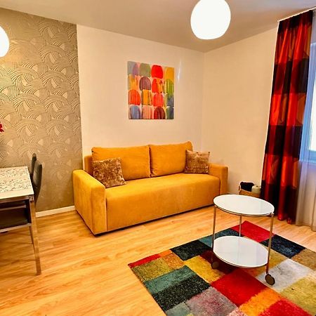The Prince'S Neighbour Apartment Budapest With Free Garage Exteriér fotografie