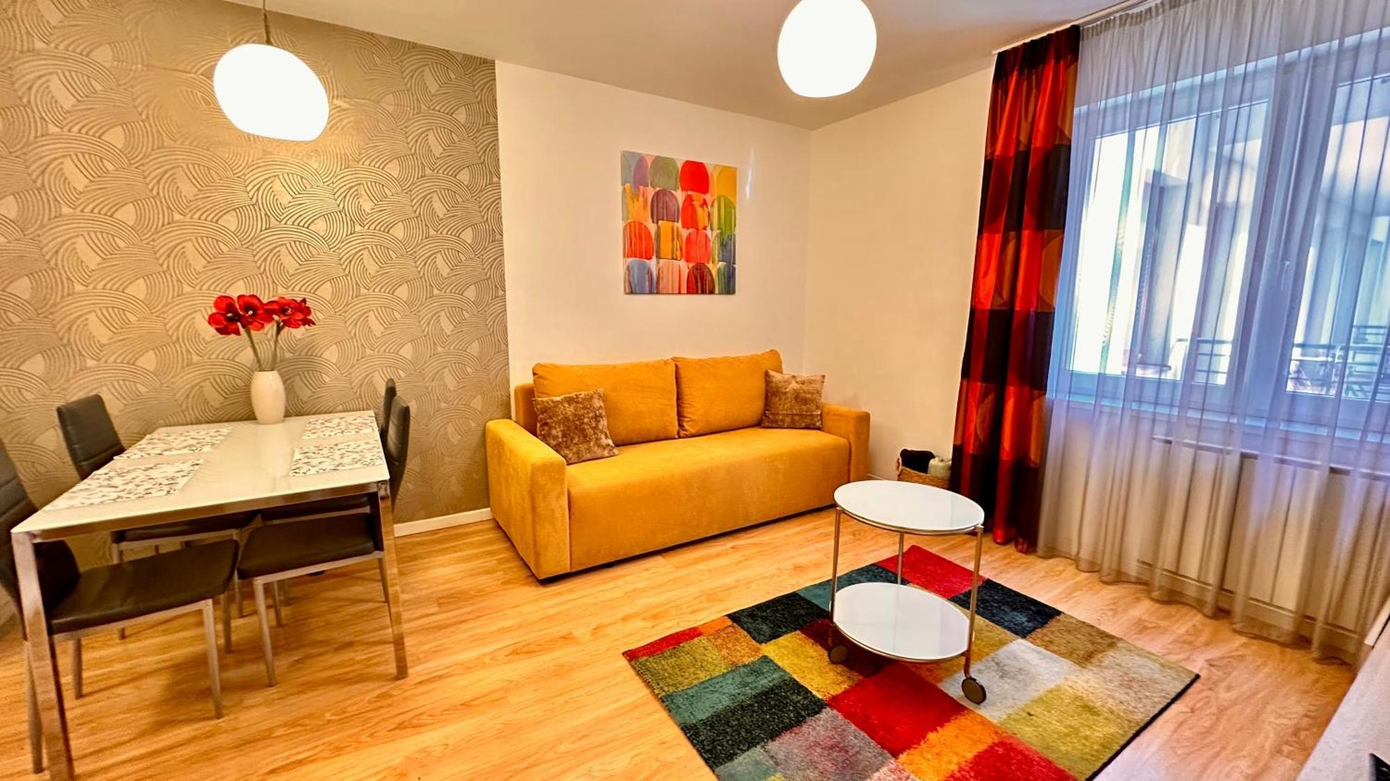 The Prince'S Neighbour Apartment Budapest With Free Garage Exteriér fotografie